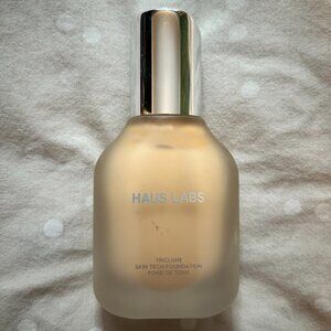 Haus Labs Foundation (120 Light Warm)